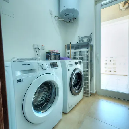 Apartment Cambridge Sliema