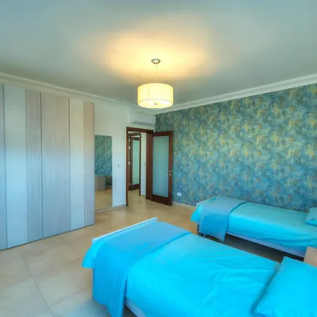 Apartment Cambridge Sliema