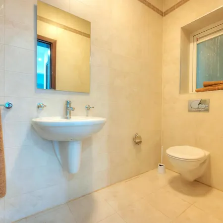 Cambridge Апартаменты