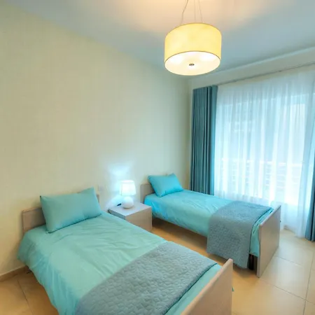 Cambridge Apartament