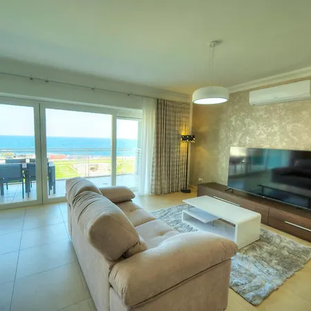 Cambridge Апартаменты