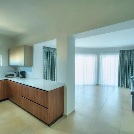 Lägenhet Cambridge Sliema