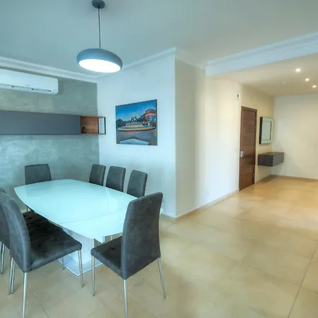 Cambridge Апартаменты *