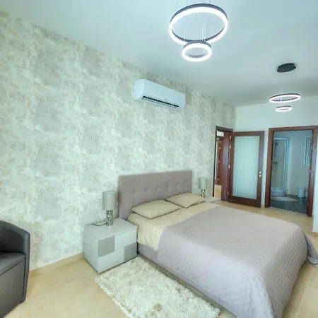 Cambridge Apartament Sliema